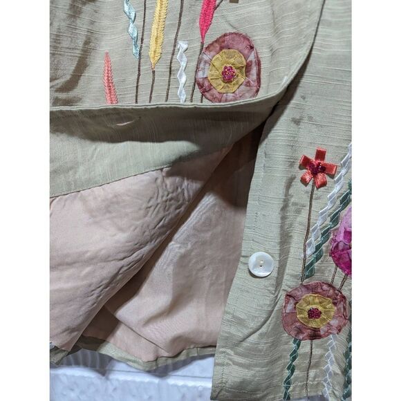 Indigo Moon Women's Tan Button Front Artsy Floral Applique Jacket Large NWT - Picture 7 of 7